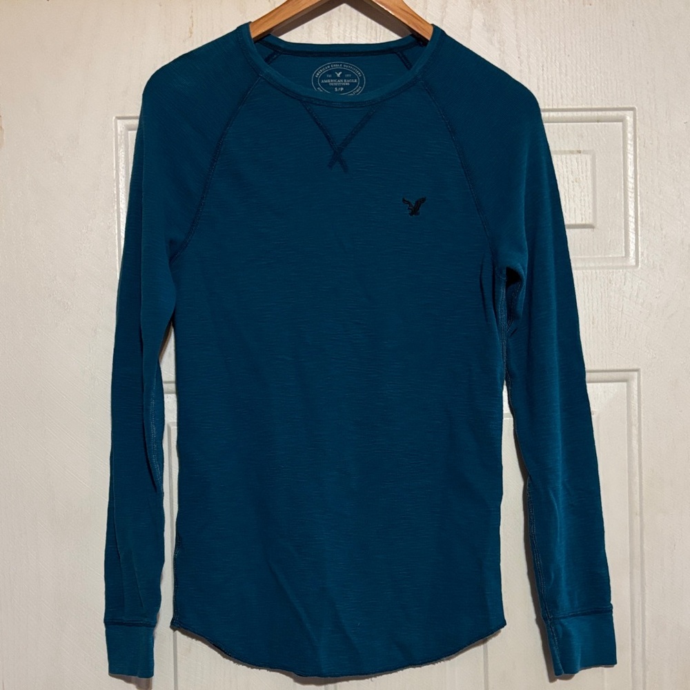 American Eagle Outfitters Men's‎ Blue Long Sleeve Tee